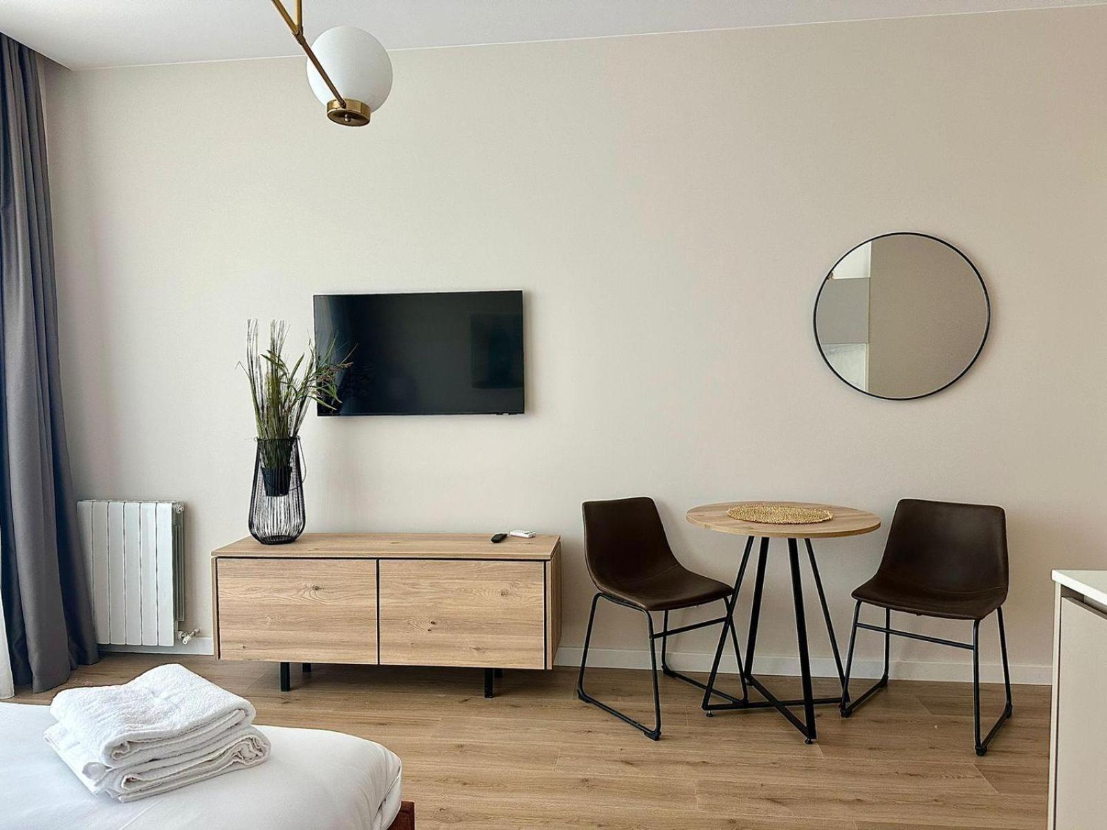 Nova Concierge Aparthotel Батуми Екстериор снимка