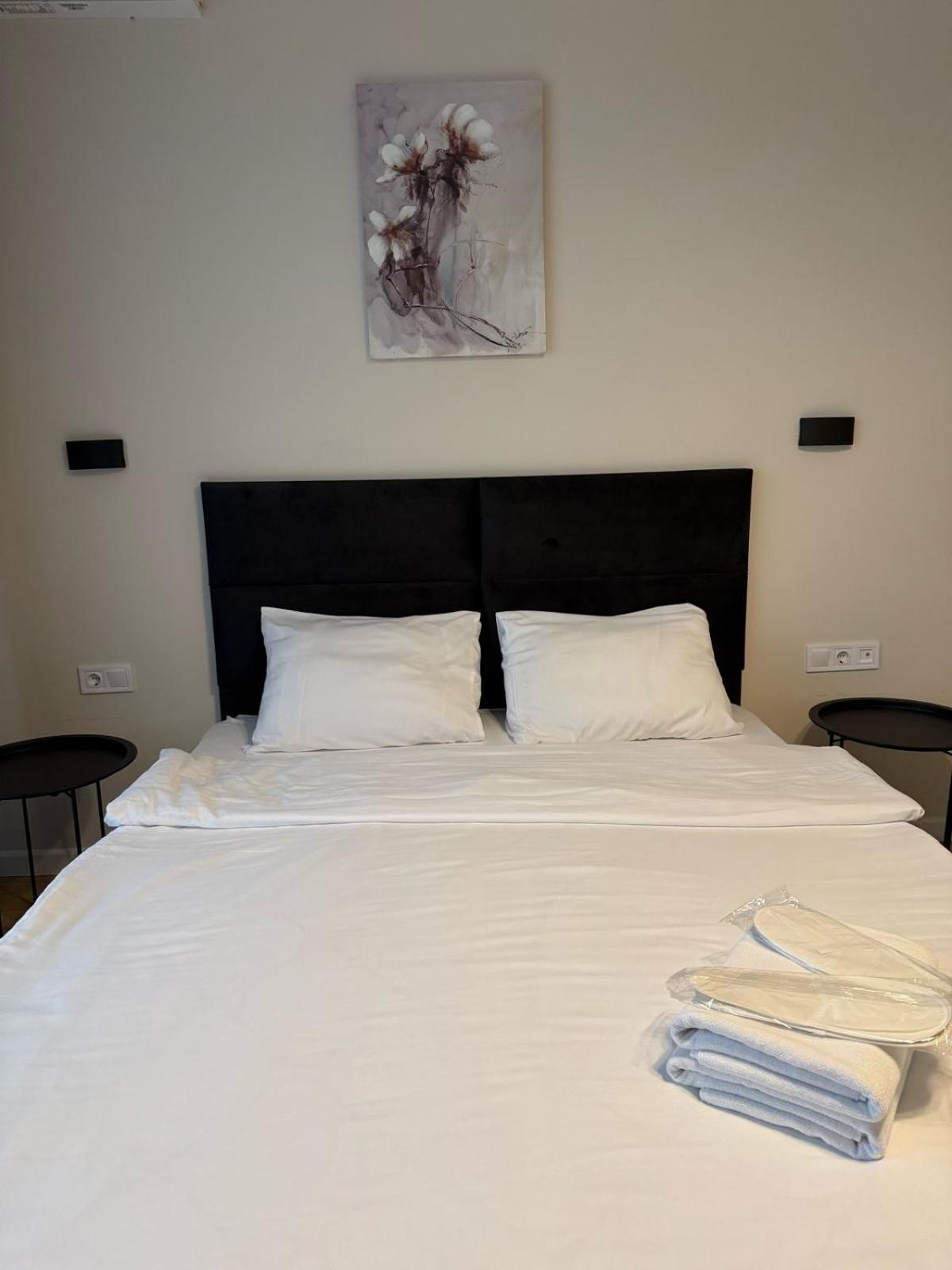 Nova Concierge Aparthotel Батуми Екстериор снимка