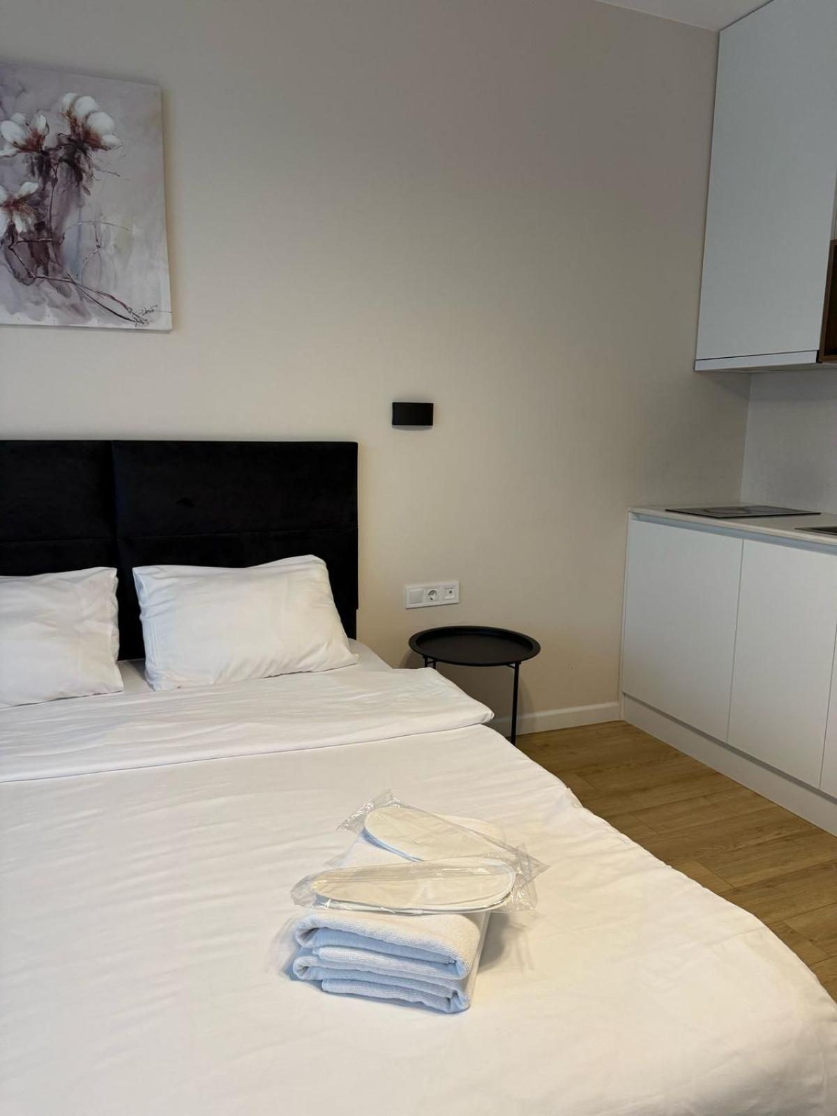 Nova Concierge Aparthotel Батуми Екстериор снимка